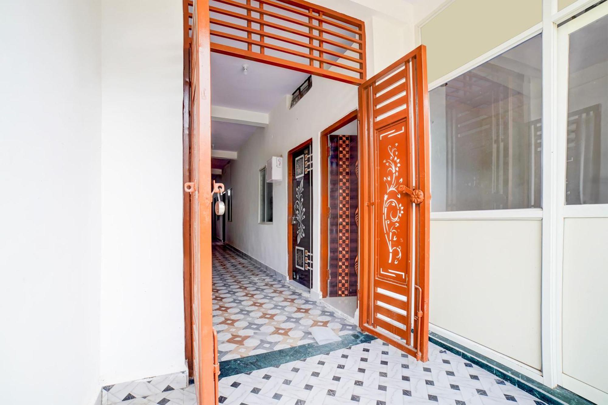 Hotel O T G M Shaliks Hotel Bhopal Bagian luar foto